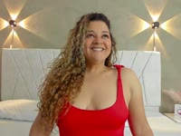 Hello, my name is Natalia, a Latin woman, curly hair, cute, I like to have fun, make me laugh, I like to please you and let us mutually fulfill our fantasies, I am very naughty but at the same time tender
