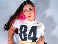 girl topless JazzeRusot