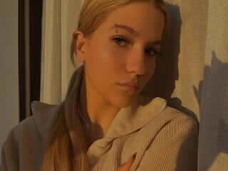 sexchat room NicoleOrtiz