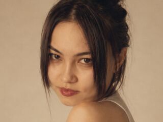 kinky video chat performer SeeBugl