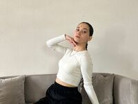 nude cam girl pic BettyMaldonado