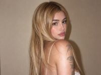 nude cam girl pic MiaRussell