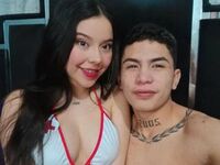 naked couple with live cam JustinAndMia