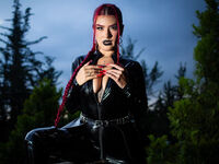 bdsm camgirl show LiliFrancesca