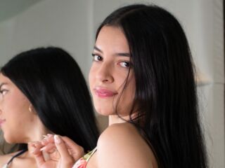 live sex cam AlexaGiraud