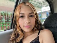 camwhore spreading pussy AntonellaVurgos