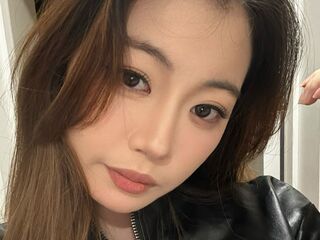 adult cam show AugustFeng