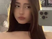 camgirl showing pussy BellaJersiquins