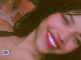 free live chatroom BrianaMarin