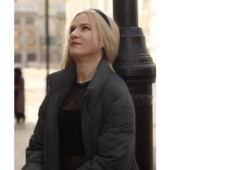 girl cam free CarinGoodwin