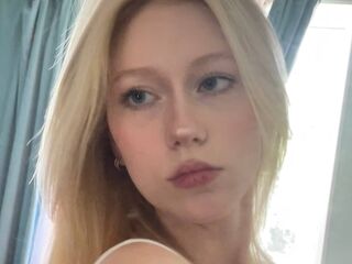 live chat CeciliaWhithrock