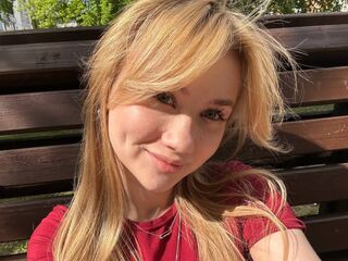 chat room cam CelestineVale