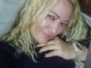 girl fingering pussy ClauWhite