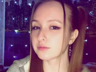 dity cam show CortneyMoran