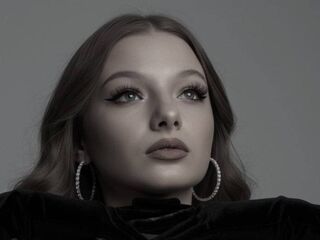 naked webcam girl CreolaScheidler