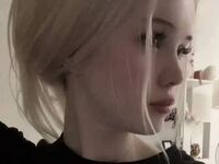 naked girl with webcam fingering HeatherHeinitz