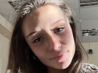 naked girl with webcam HeidyDuggar