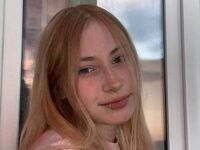 adult webcam HelaineSchecter