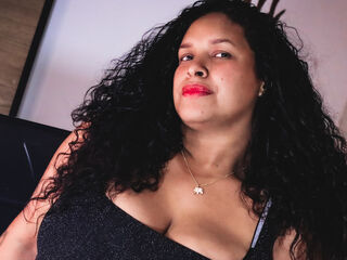 hot cam girl masturbating with vibrator JanizMonroy