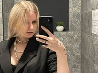 cam girl chat room JenaeMcquillen