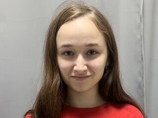 girl shaving pussy JulieLamb