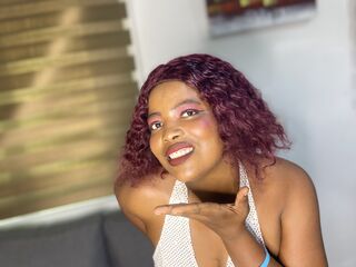 cam girl chatroom JuneRay