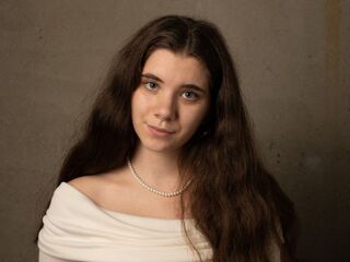 camgirl chat room KalaHemstreet