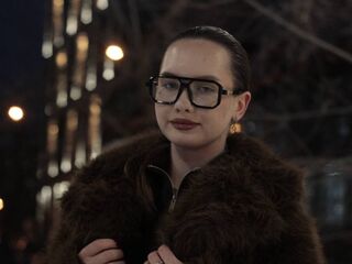 hardcore LatanyaDunkley