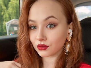 naked camgirl gallery LatiaEld