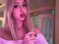 fingering webcam girl LianneMoul