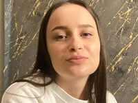 topless cam girl LibbieMoyer