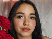 fingering webcamgirl LilithRoxe