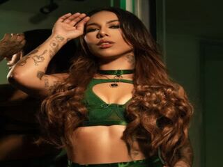 hot web cam show LilyHarpers