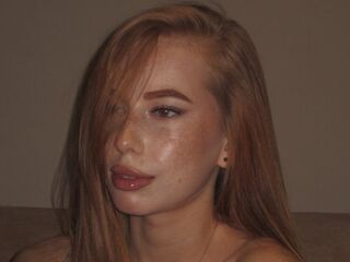 camgirl LisaCornerd