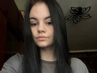 camgirl masturbating with sex toy LoryRzucidlo