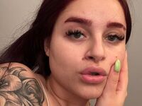 live chat room LucieRed