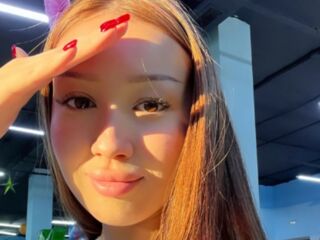 nude webcamgirl picture LucyAurexia