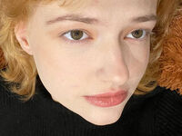 naked cam chatroom LunaBeans