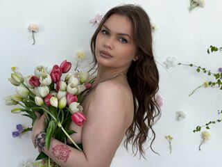 camslut spreading pussy LunaVales