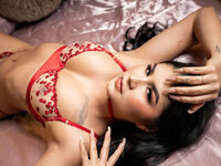 topless webcam girl MaiaBrunnie