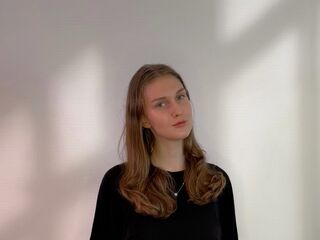 webcam strip tease show MargTamas
