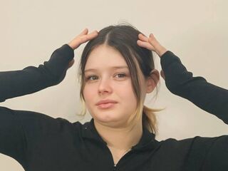 nude cam girl pic MauritaRoberge