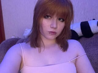 camgirl video chat MiSokimo