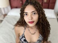 naked camgirl masturbating MicheleDelkkos