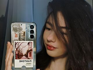 girl fingering pussy MitziBreech