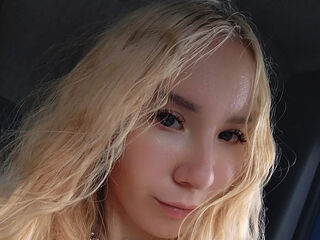 naked camgirl picture NikaFrosha