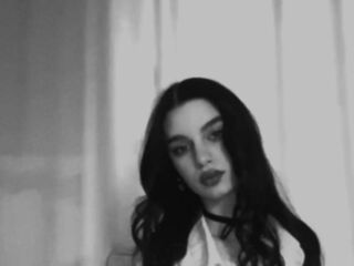 naughty NildaMettling