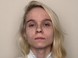 shower livesex PoulaShade