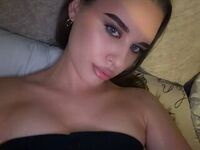 hot strip tease webcam RhiannonJumper