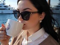 naughty cam girl fingering pussy RosieMoons